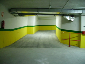 GARAJE GUARDERÍA DE COCHES GARAJE GUARDERÍA DE COCHES